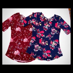 ⭐️⭐️NWT Set of 2 Floral Elbow Sleeve Tee’s⭐️⭐️